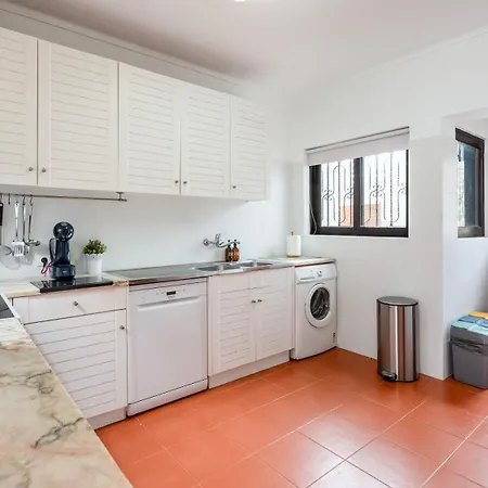 Willa Casa Amendoeiras By Lovelystay Albufeira