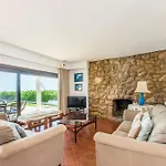 Casa Amendoeiras By Lovelystay * אלבופיירה