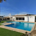 Casa Amendoeiras By Lovelystay וילה אלבופיירה